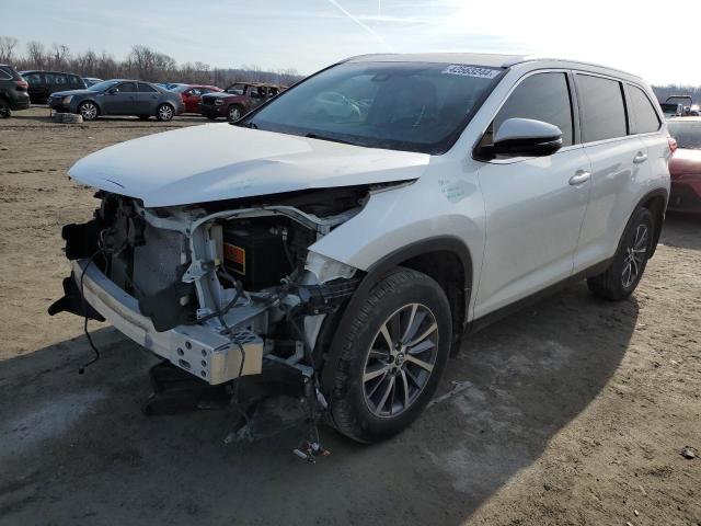 Изображение 1 2019 TOYOTA HIGHLANDER SE 2019 с VIN 5TDJZRFH7KS954157