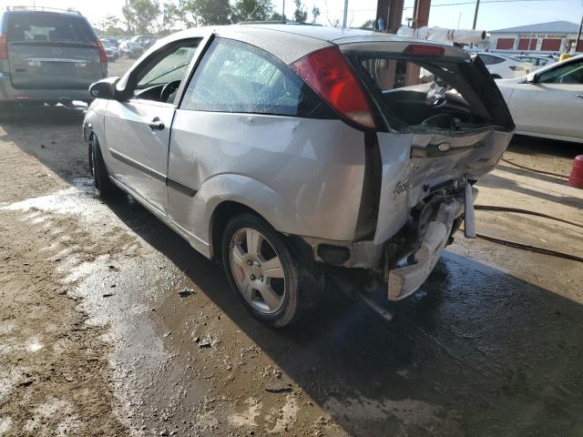 Obraz 2 z 2003 FORD FOCUS ZX3 2003 z VIN 3FAFP31383R133213