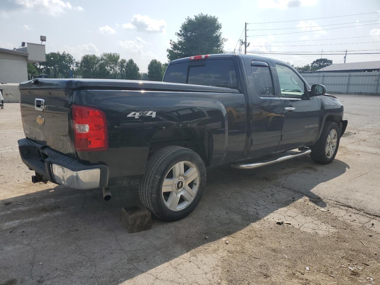 Изображение 3 2007 CHEVROLET SILVERADO K1500 2007 с VIN 1GCEK19087Z555812