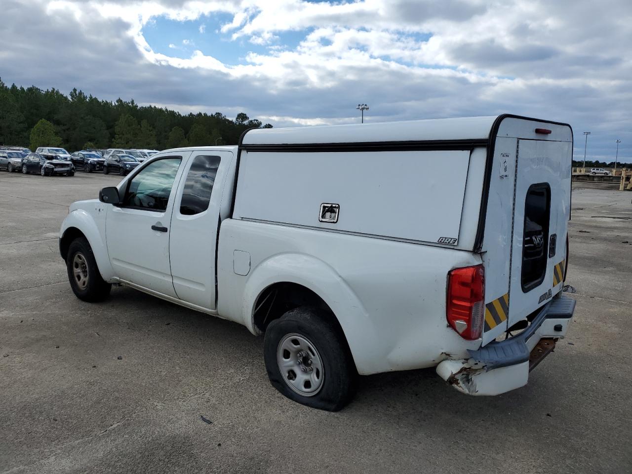 Image 2 of 2018 NISSAN FRONTIER S 2018 with VIN 1N6BD0CT6JN701873
