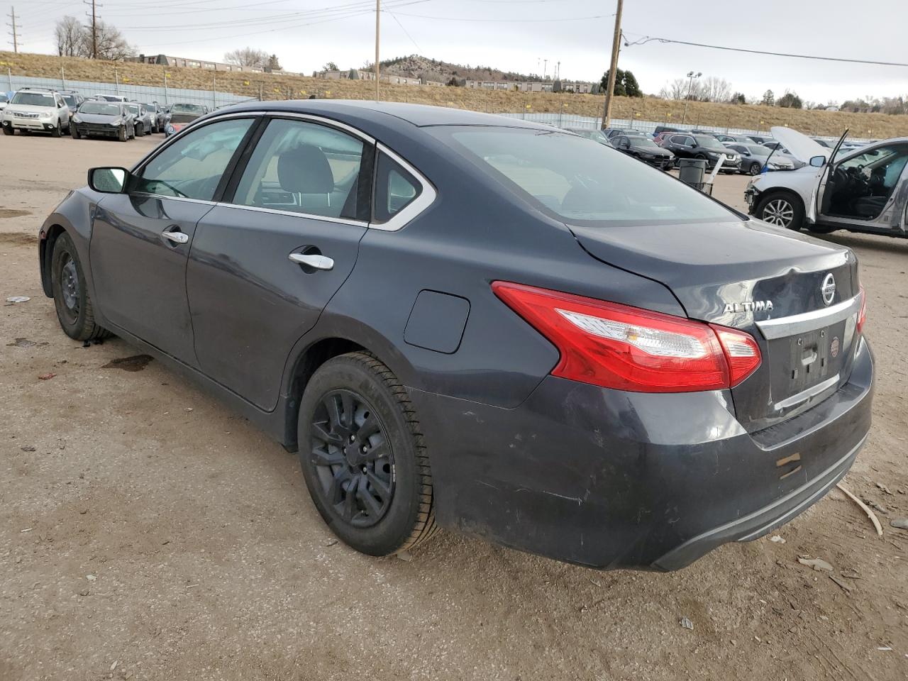 Image 2 of 2016 NISSAN ALTIMA 2.5 2016 with VIN 1N4AL3AP6GN335033