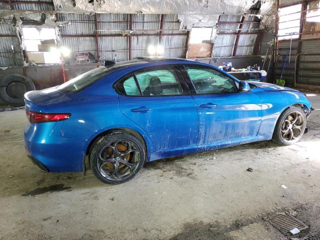 Obraz 3 z 2018 ALFA ROMEO GIULIA TI Q4 2018 z VIN ZARFAEEN7J7572772