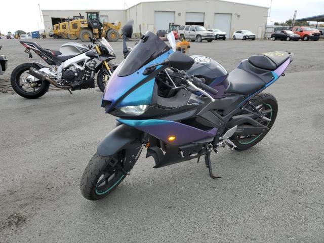 Image 2 of 2021 YAMAHA YZFR3 A 2021 with VIN MH3RH18Y2MK005762