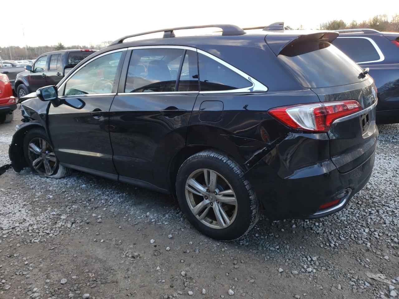 Obraz 2 z 2017 ACURA RDX TECHNOLOGY 2017 z VIN 5J8TB4H59HL029961