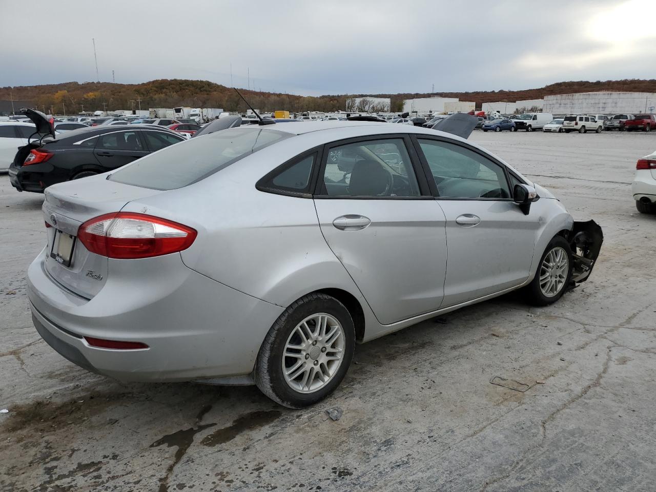 Obraz 3 z 2014 FORD FIESTA SE 2014 z VIN 3FADP4BJ4EM221010