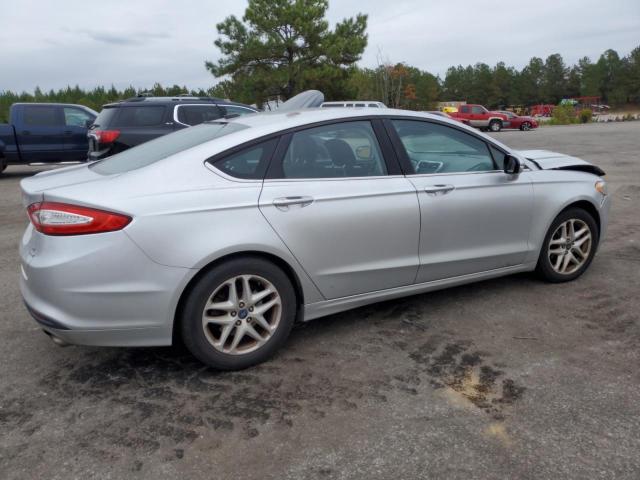Image 3 of 2014 FORD FUSION SE 2014 with VIN 3FA6P0HD2ER135815