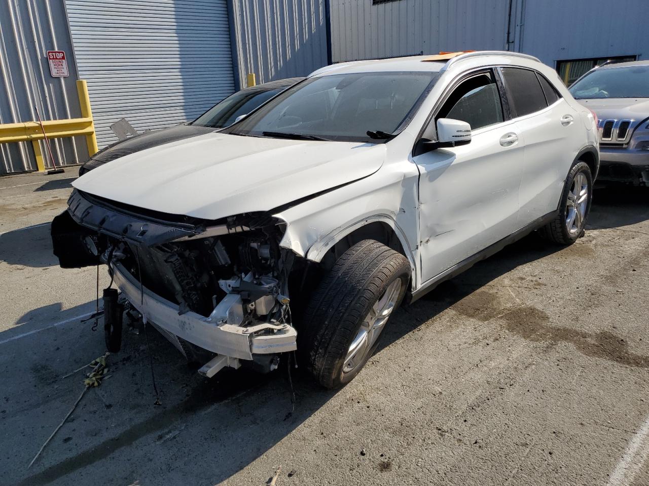 Obraz 1 z 2016 MERCEDES-BENZ GLA 250 2016 z VIN WDCTG4EB4GJ206141