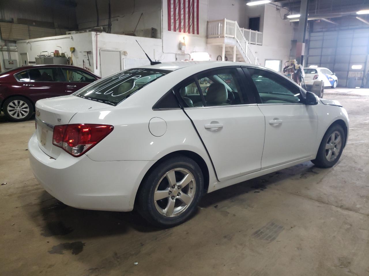 Image 3 of 2011 CHEVROLET CRUZE LT 2011 with VIN 1G1PG5S9XB7238315