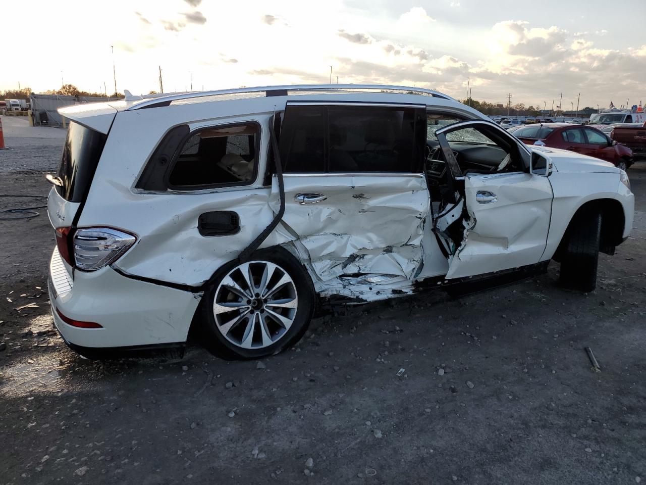 Obraz 3 z 2015 MERCEDES-BENZ GL 450 4MATIC 2015 z VIN 4JGDF6EE1FA593955