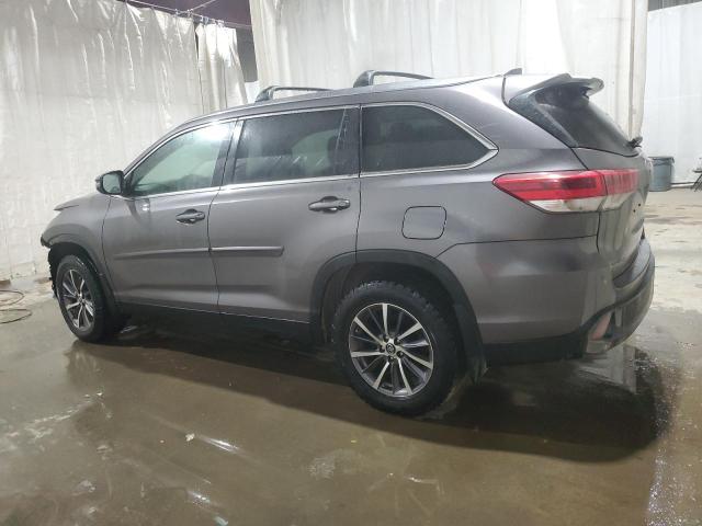 Image 2 of 2019 TOYOTA HIGHLANDER SE 2019 with VIN 5TDJZRFH1KS606354
