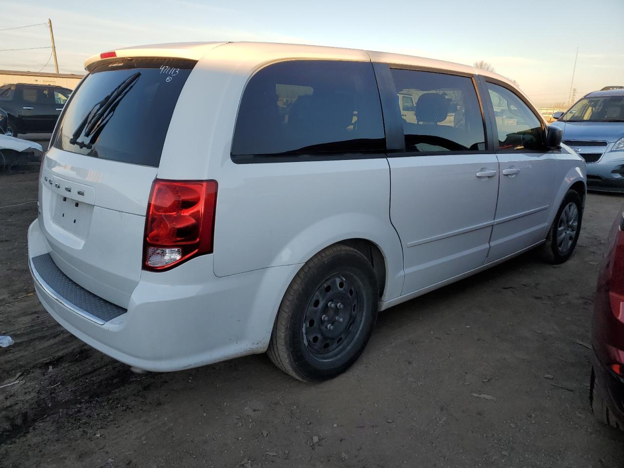 Image 3 of 2014 DODGE GRAND CARAVAN SE 2014 with VIN 2C4RDGBG4ER471113