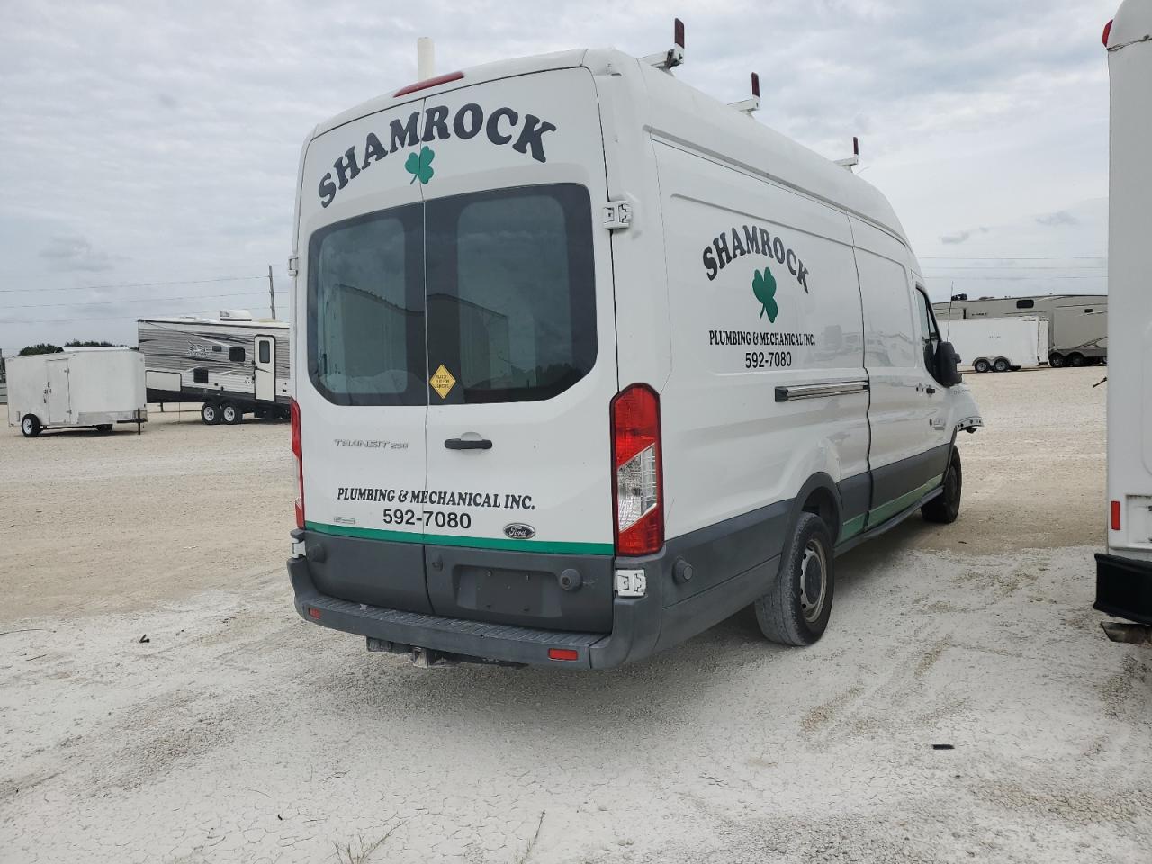 Image 3 of 2016 FORD TRANSIT T-250 2016 with VIN 1FTYR3XG6GKA67245