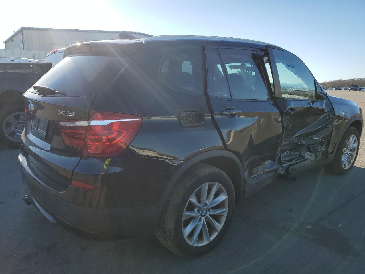 Obraz 3 z 2013 BMW X3 XDRIVE28I 2013 z VIN 5UXWX9C53D0A27850