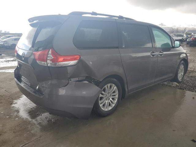 Image 3 of 2011 TOYOTA SIENNA XLE 2011 with VIN 5TDYK3DC9BS157531