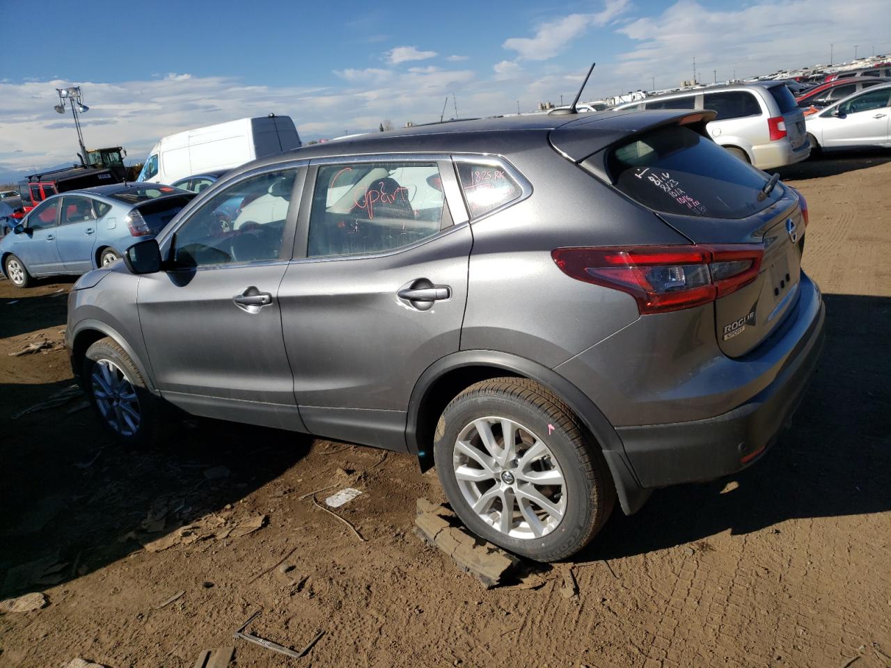 Obraz 2 z 2022 NISSAN ROGUE SPORT S 2022 z VIN JN1BJ1AW6NW683053