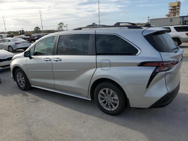Obraz 2 z 2023 TOYOTA SIENNA XLE 2023 z VIN 5TDYRKEC9PS179864