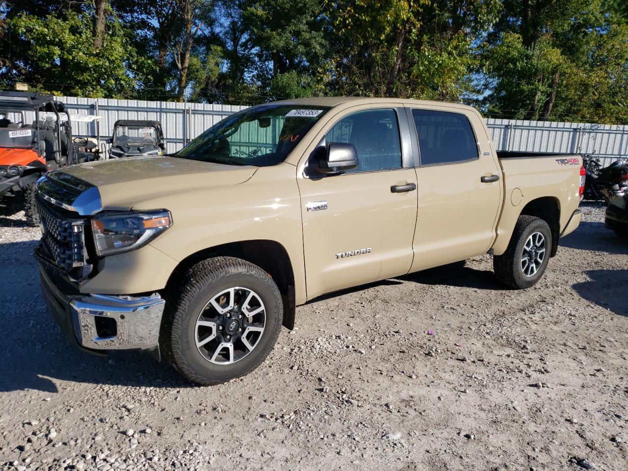 Obraz 1 z Toyota Tundra Crewmax Sr5 2020 z VIN 5TFDY5F11LX920299