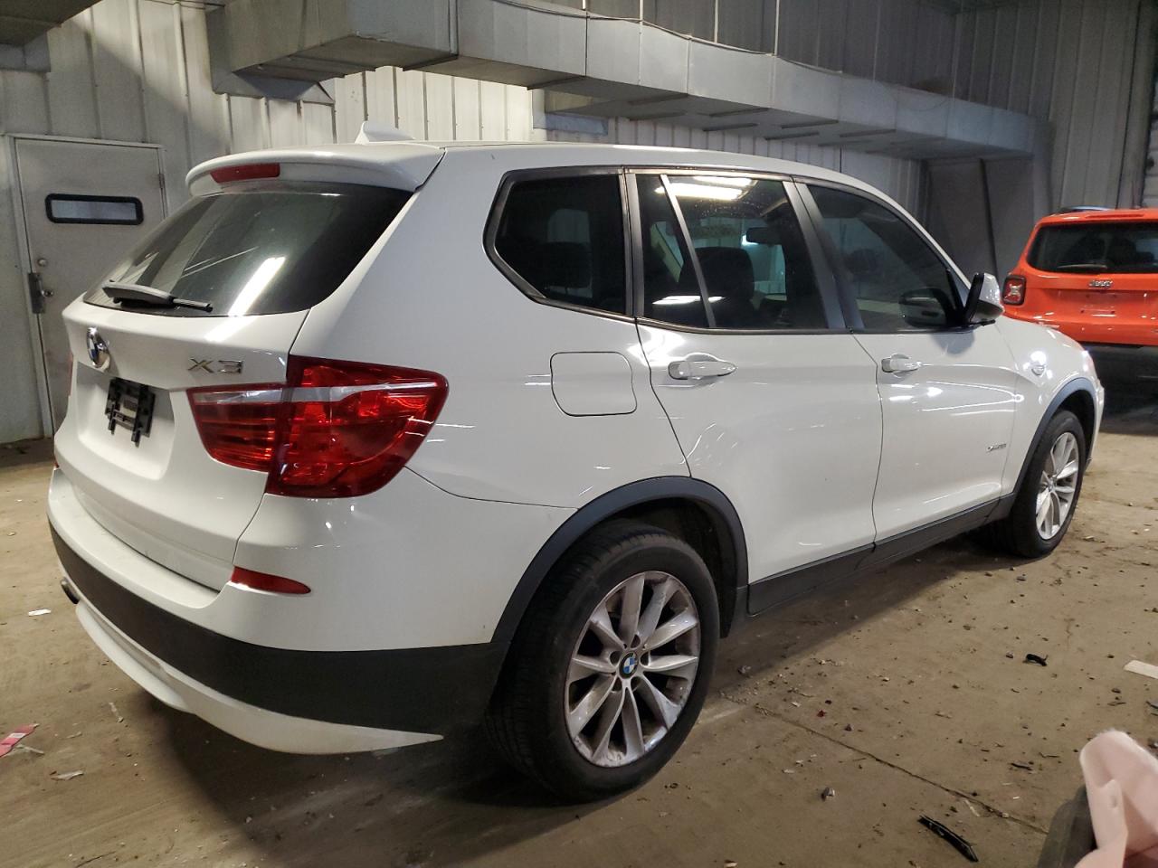 Obraz 3 z 2013 BMW X3 XDRIVE28I 2013 z VIN 5UXWX9C57D0A24210