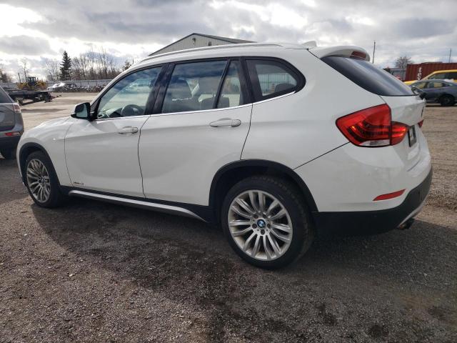 Obraz 2 z 2015 BMW X1 XDRIVE28I 2015 z VIN WBAVL1C55FVY28466