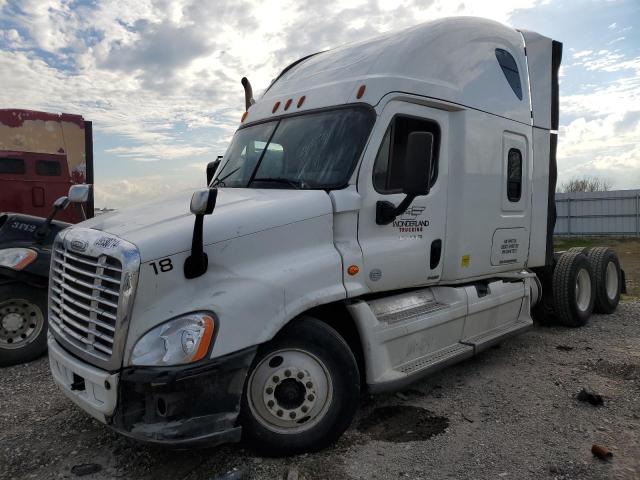 Image 2 of 2016 FREIGHTLINER CASCADIA 125  2016 with VIN 3AKJGLD55GSHC7551