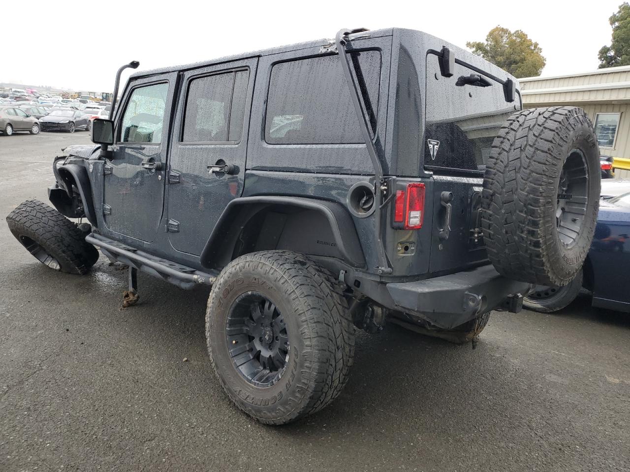 Image 2 of 2016 JEEP WRANGLER UNLIMITED RUBICON 2016 with VIN 1C4BJWFG6GL192899