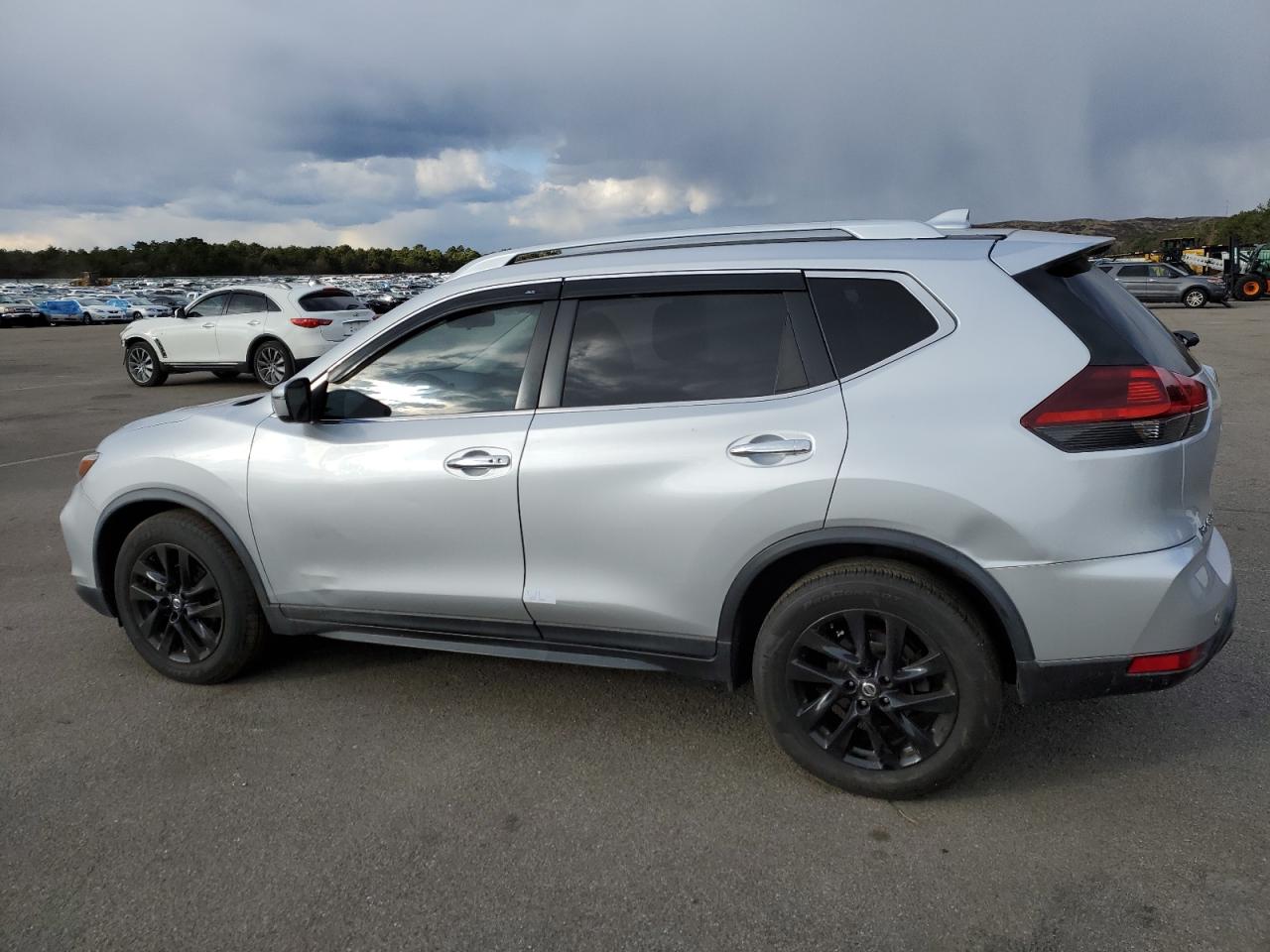 Image 2 of 2019 NISSAN ROGUE S 2019 with VIN KNMAT2MT1KP508273