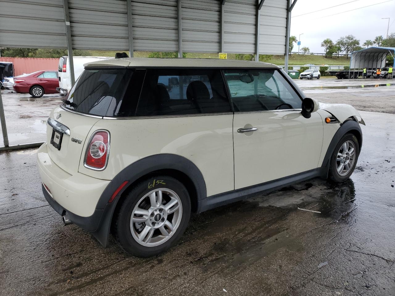 Изображение 3 2013 MINI COOPER  2013 с VIN WMWSU3C59DT683923