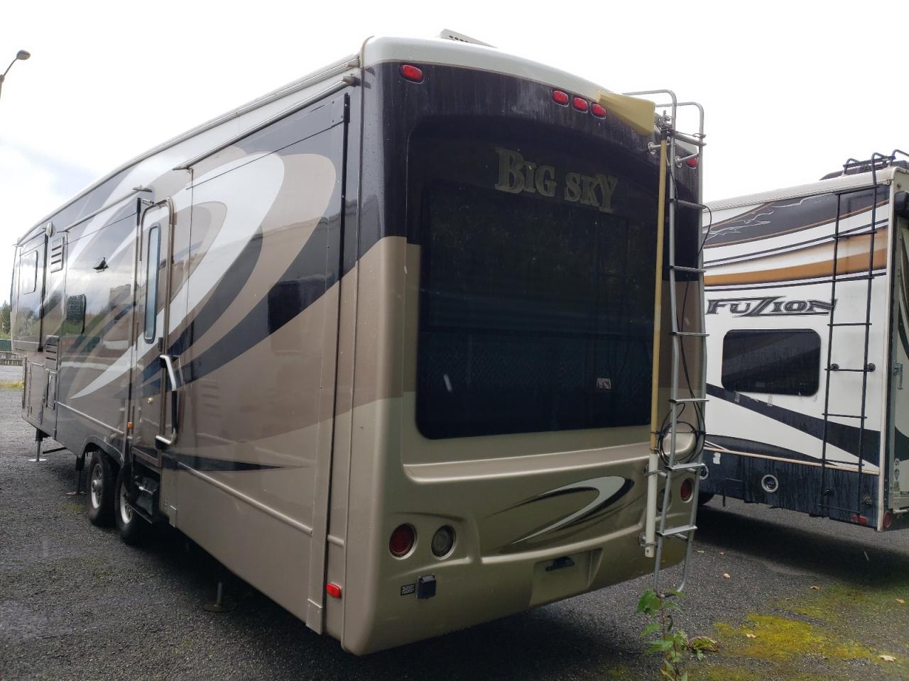 Изображение 3 2014 KEYSTONE MONTANA 2014 с VIN 4YDF38525E4700376
