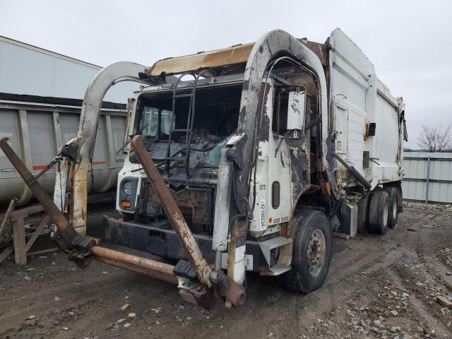 Image 2 of 2014 MACK 600 MRU600 2014 with VIN 1M2AV04C1EM011272