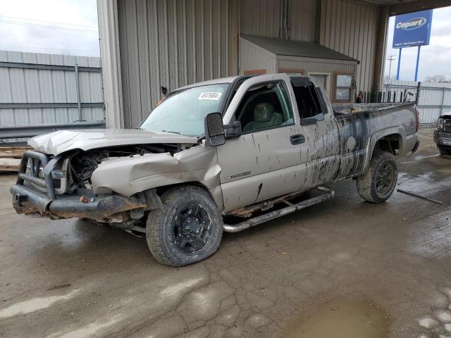 Obraz 1 z 2004 CHEVROLET SILVERADO K2500 HEAVY DUTY 2004 z VIN 1GCHK29UX4E170454
