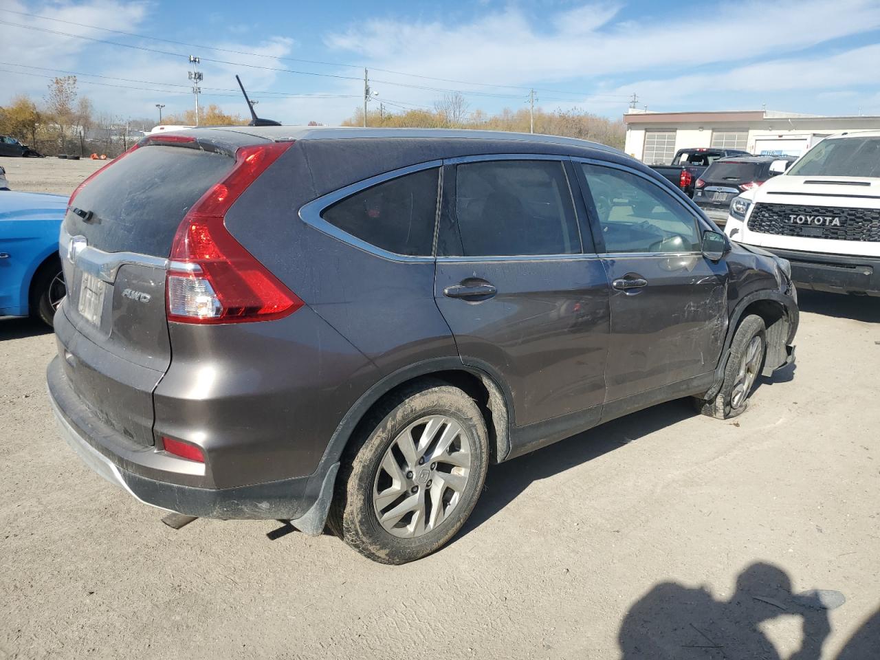 Image 3 of 2016 HONDA CR-V EXL 2016 with VIN 5J6RM4H73GL131267