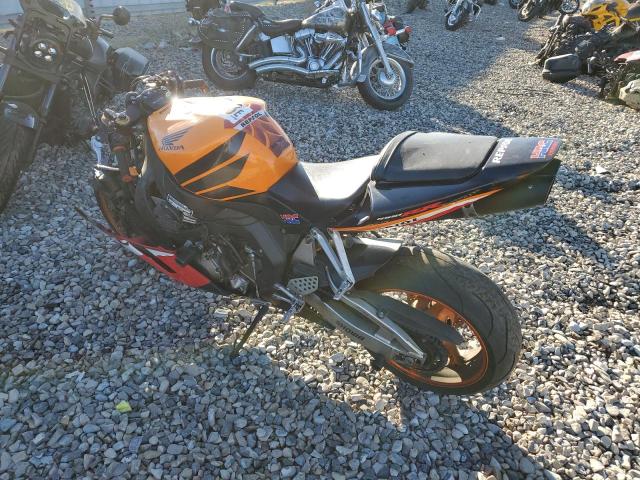 Image 3 of 2005 HONDA CBR1000 RR 2005 with VIN JH2SC57475M100433