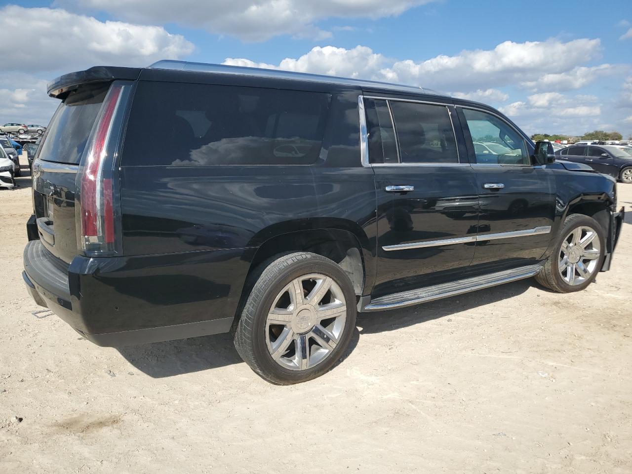 Image 3 of 2020 CADILLAC ESCALADE ESV LUXURY 2020 with VIN 1GYS3HKJ9LR177533