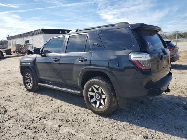 Image 2 of 2022 TOYOTA 4RUNNER SR5 PREMIUM 2022 with VIN JTERU5JR1N6050993