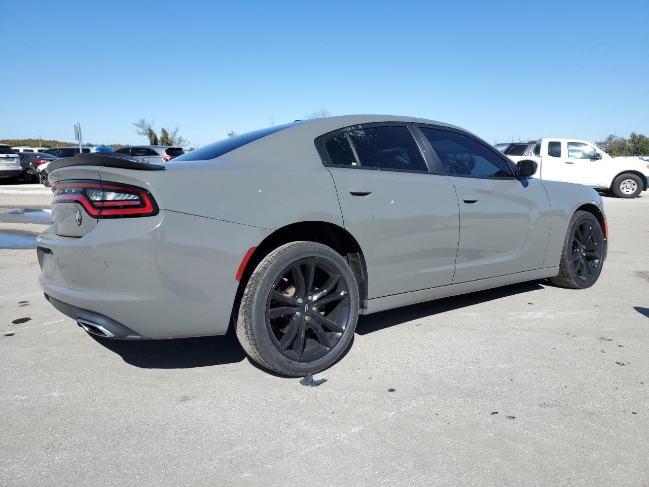 Obraz 3 z 2018 DODGE CHARGER SXT 2018 z VIN 2C3CDXBG8JH248065