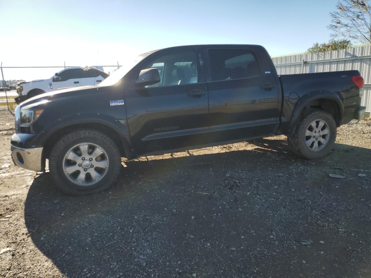 Image 1 of 2007 TOYOTA TUNDRA CREWMAX SR5 2007 with VIN 5TFEV54197X029540