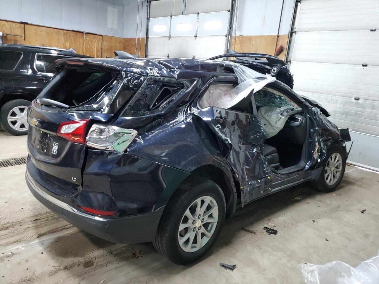 Image 3 of Chevrolet Equinox Lt 2020 with VIN 3GNAXJEV2LS739109