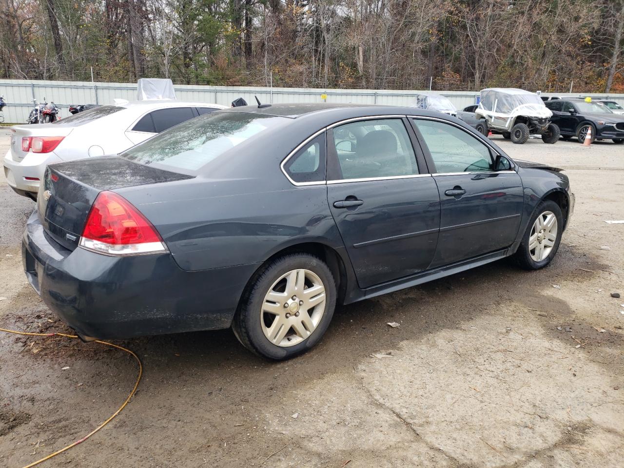 Image 3 of 2014 CHEVROLET IMPALA LIMITED LT 2014 with VIN 2G1WB5E33E1152993