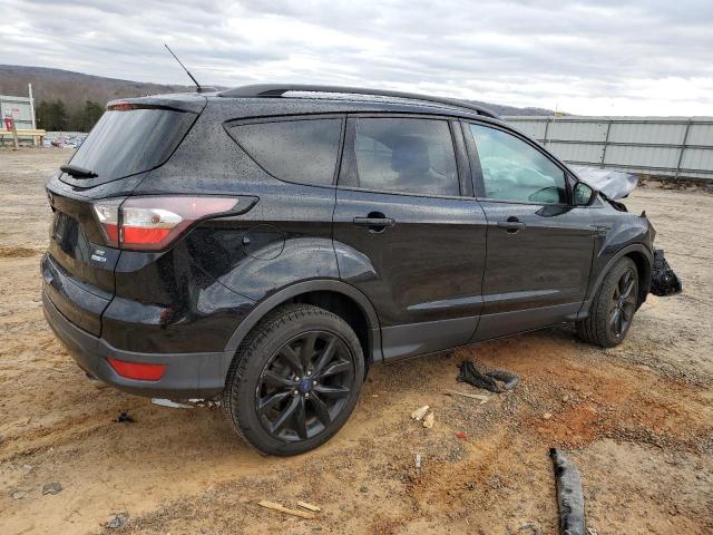Image 3 of 2017 FORD ESCAPE SE 2017 with VIN 1FMCU9GD9HUE62801