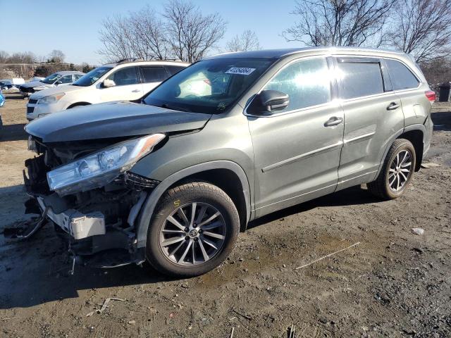 Изображение 2018 TOYOTA HIGHLANDER SE 2018