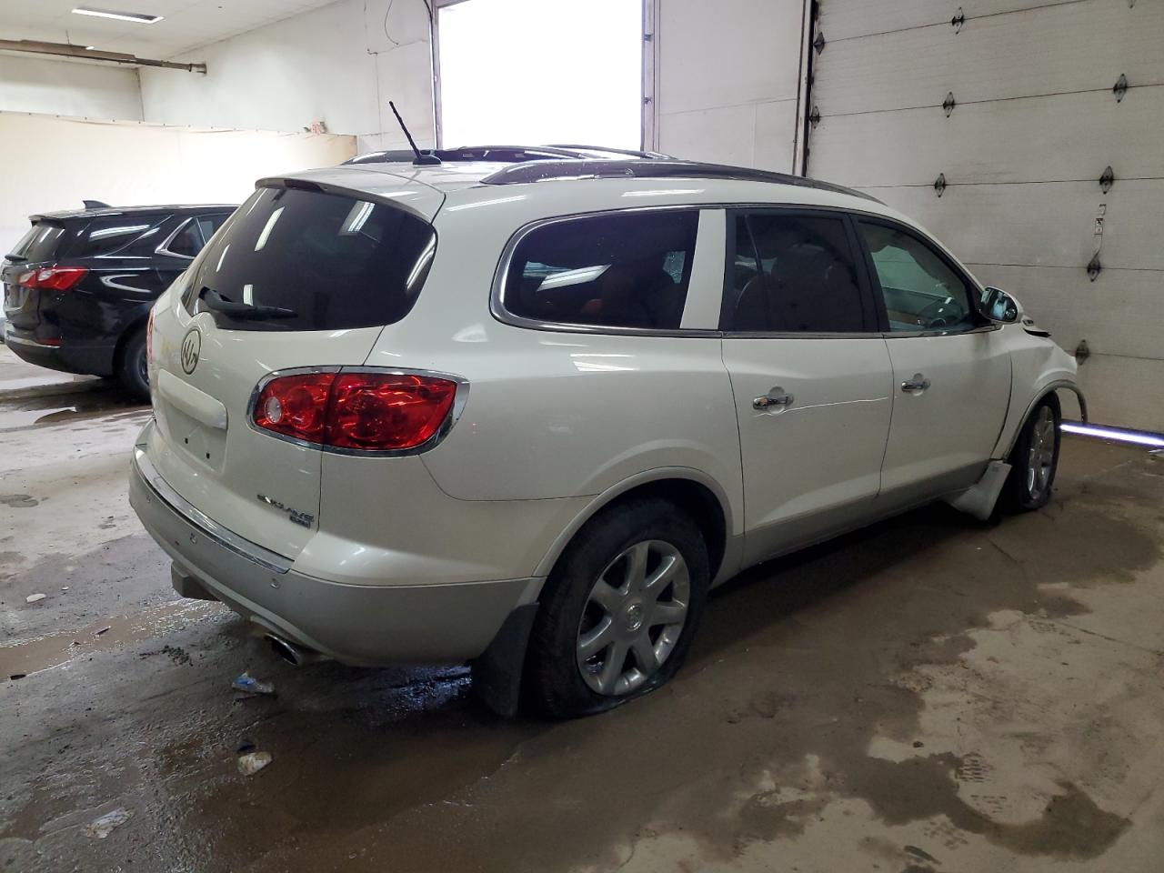 Изображение 3 2008 BUICK ENCLAVE CXL 2008 с VIN 5GAEV23748J241093