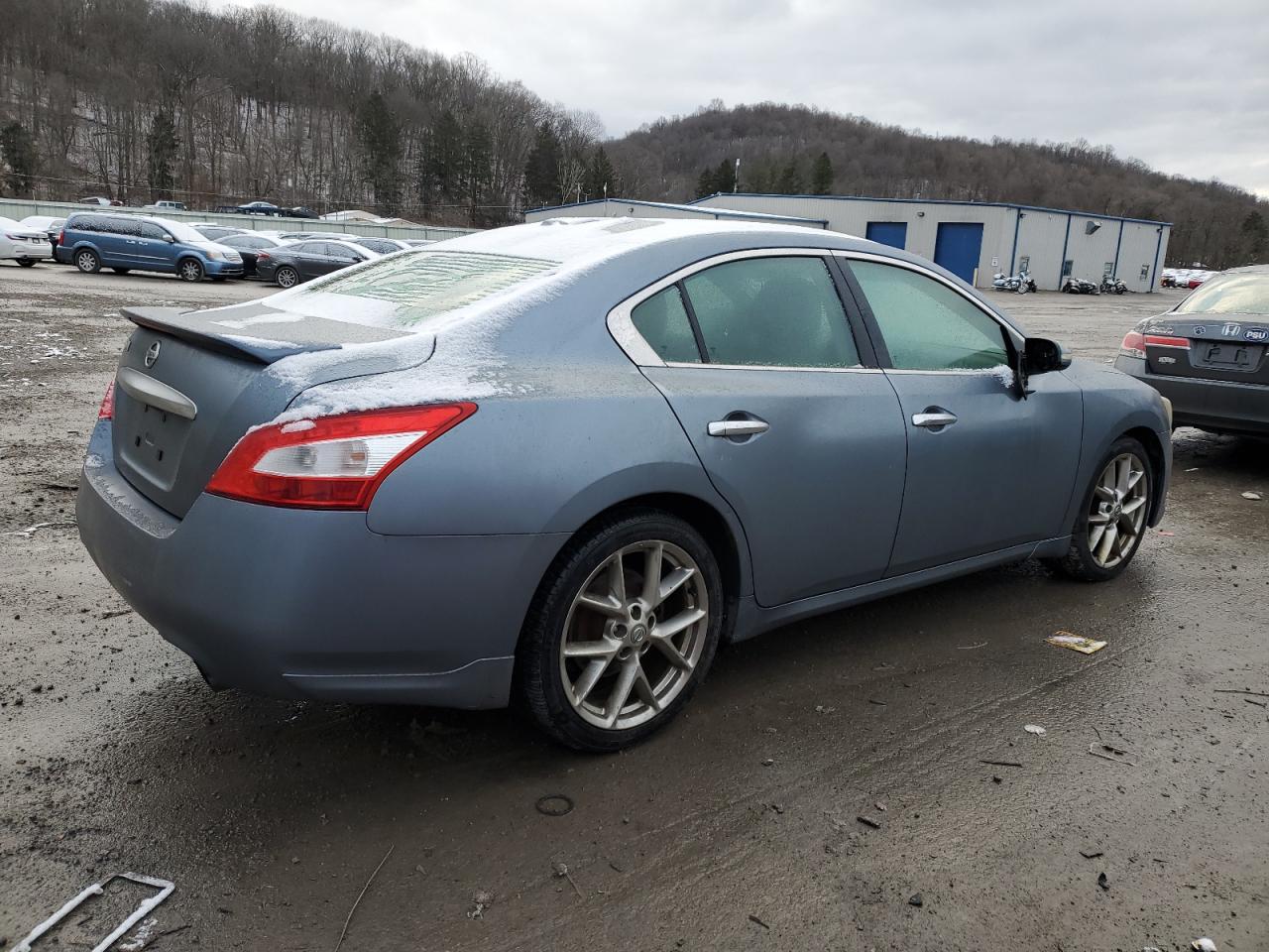 Image 3 of 2010 NISSAN MAXIMA S 2010 with VIN 1N4AA5AP8AC813599