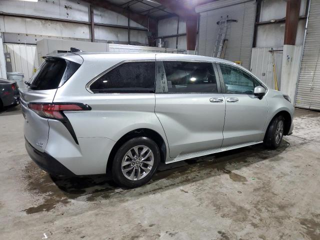 Изображение 3 2022 TOYOTA SIENNA XLE 2022 с VIN 5TDYRKEC6NS129968