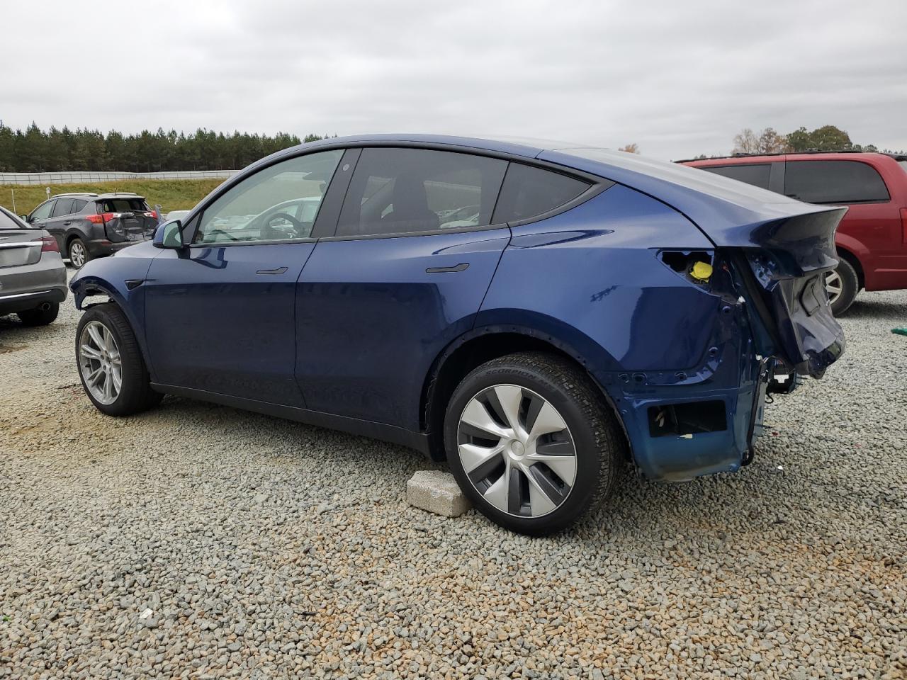 Image 2 of 2023 TESLA MODEL Y  2023 with VIN 7SAYGDEE7PA113384