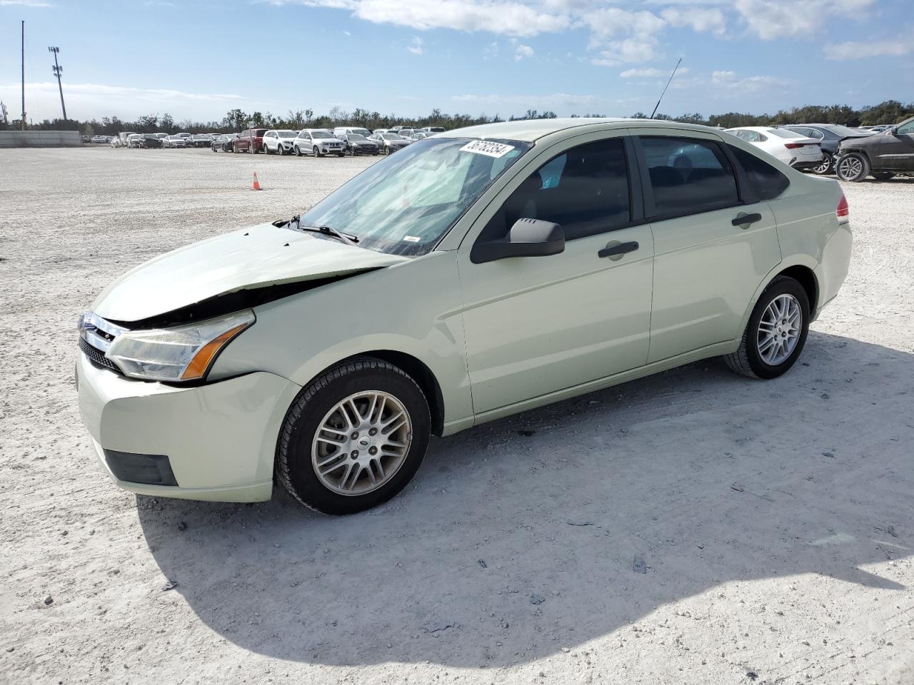 Image 1 of 2010 FORD FOCUS SE 2010 with VIN 1FAHP3FN3AW156184