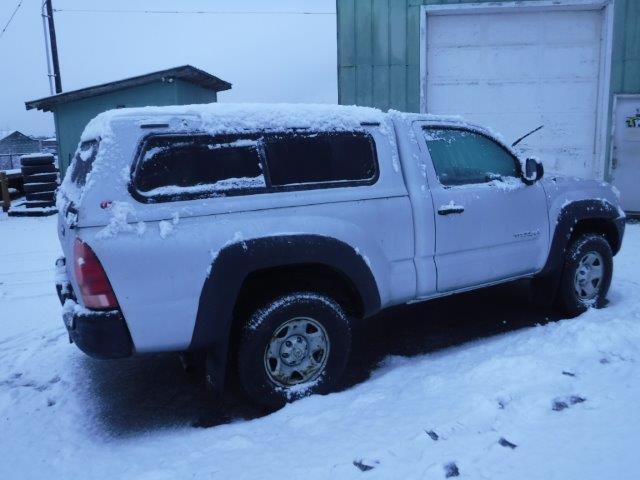 Image 3 of 2005 TOYOTA TACOMA  2005 with VIN 5TEPX42NX5Z060210