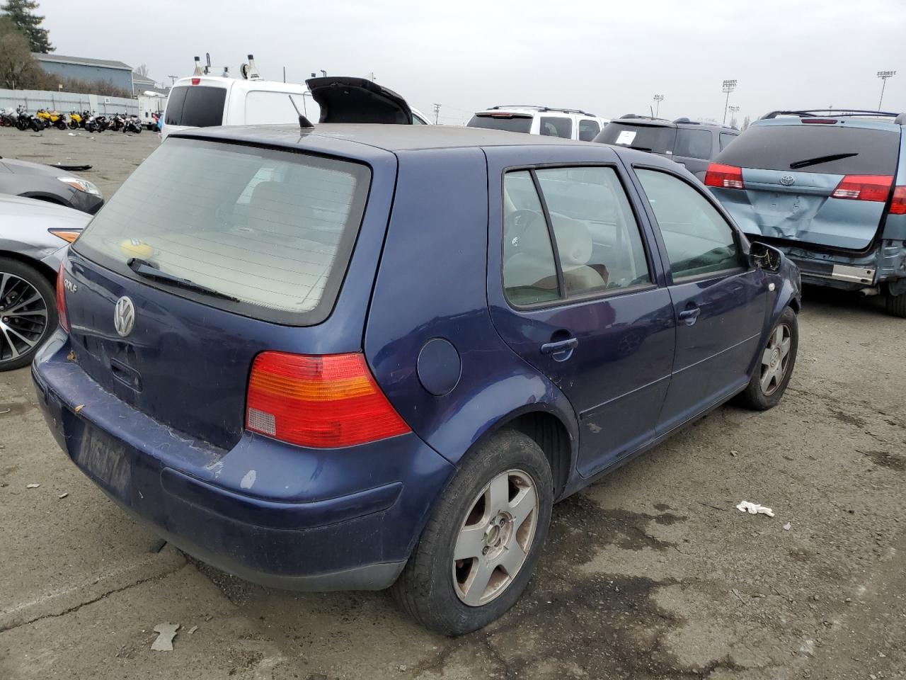 Image 3 of 2001 VOLKSWAGEN GOLF GLS 2001 with VIN 9BWGT21J214003300