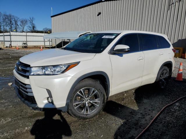 Изображение 2018 TOYOTA HIGHLANDER LE 2018