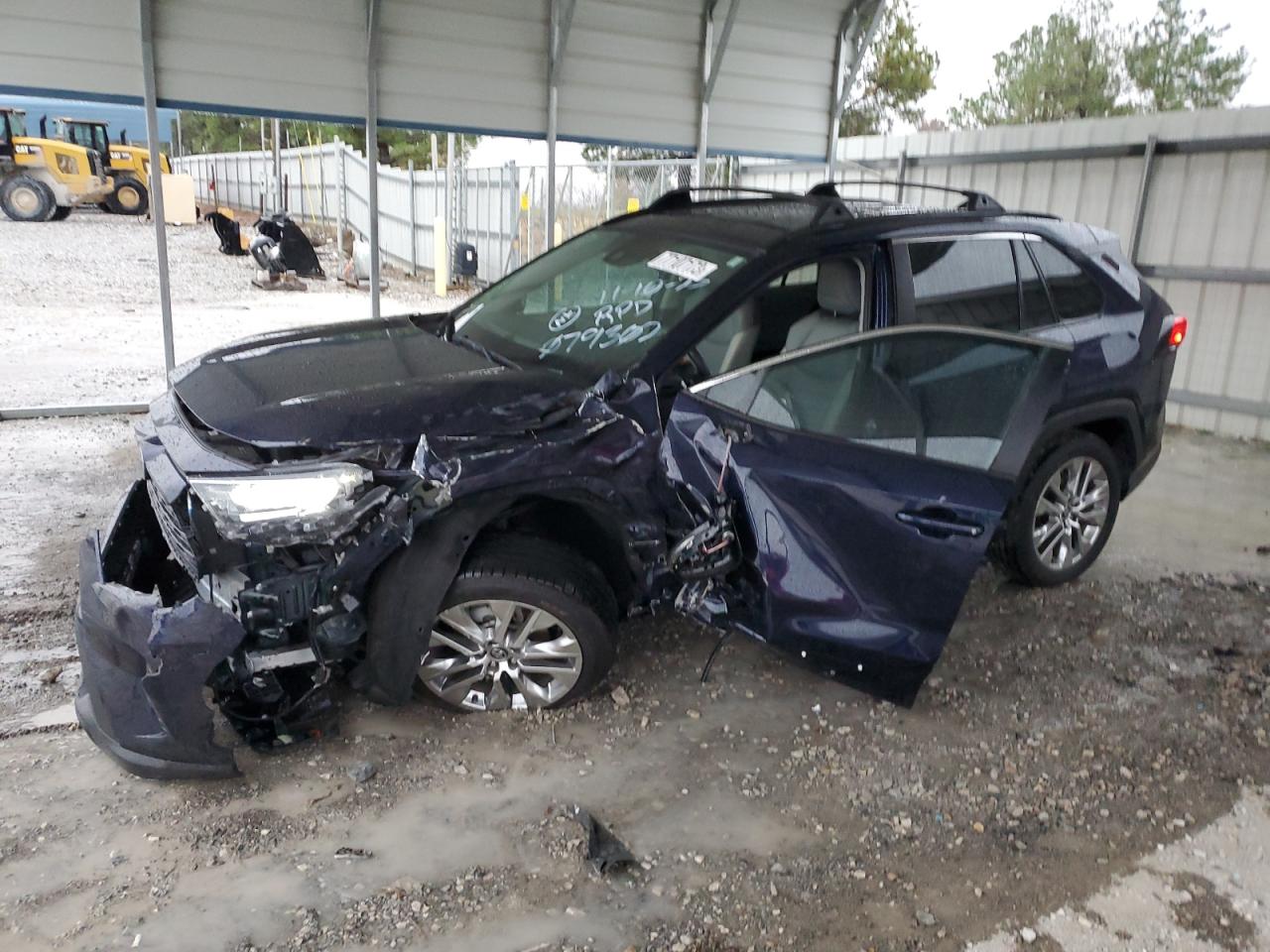 Image 1 of 2020 TOYOTA RAV4 XLE PREMIUM 2020 with VIN 2T3C1RFV0LW079302