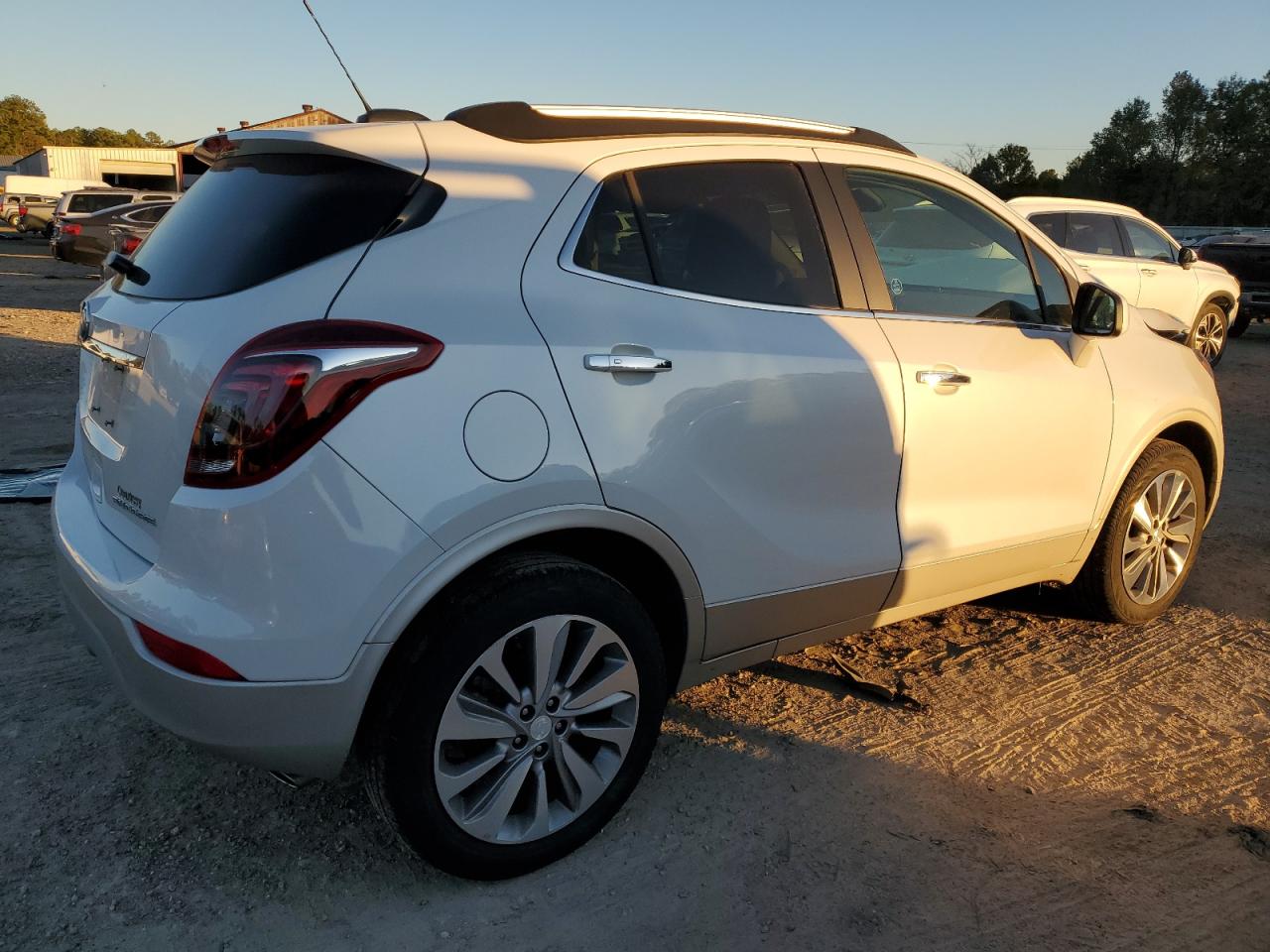 Изображение 3 2020 BUICK ENCORE PREFERRED 2020 с VIN KL4CJASB7LB067468